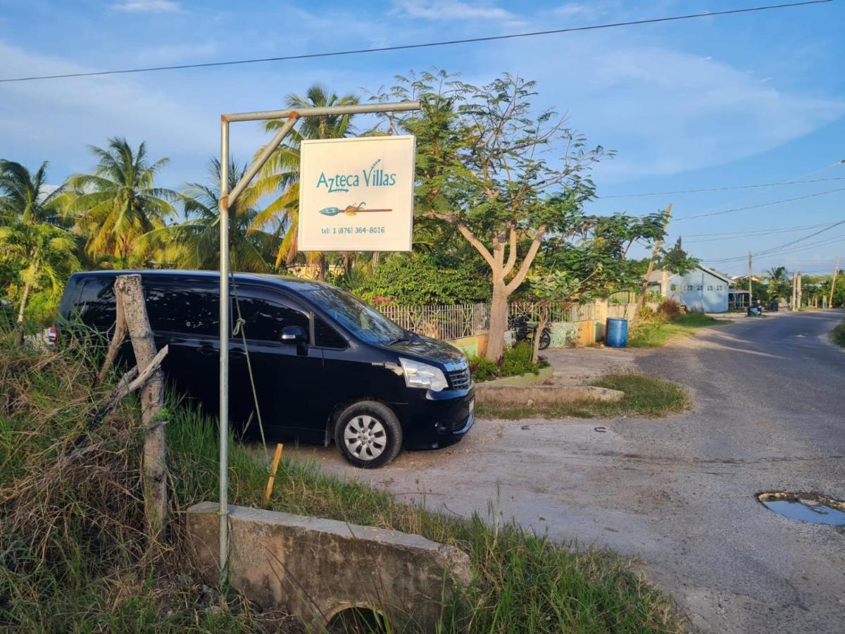 Azteca Villas Treasure Beach Exterior photo